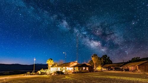 Panamint Springs Hotel | Panamint Springs Motel & Tents