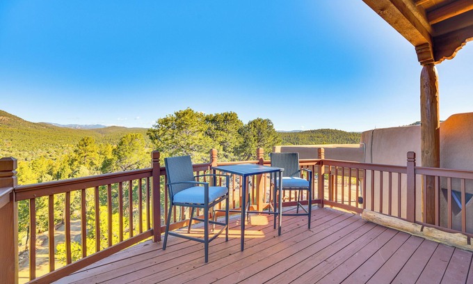 Glorieta House | Panoramic Vistas: Glorieta Adobe Near Pecos River