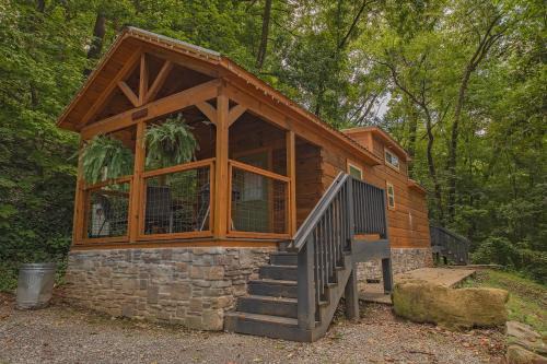 Lookout Valley Neighborhood Association House | Papa Cabin Tiny Log Home Comfort In Rustic Bliss