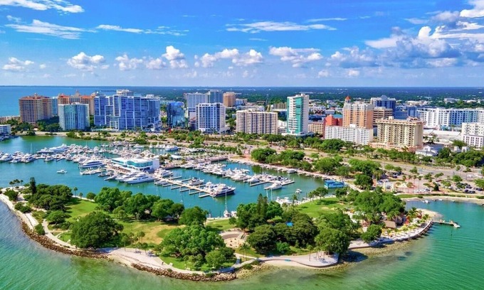 Sabal Harbour House | Paradise 3 Home Near Siesta Key Beach And IMG Academy