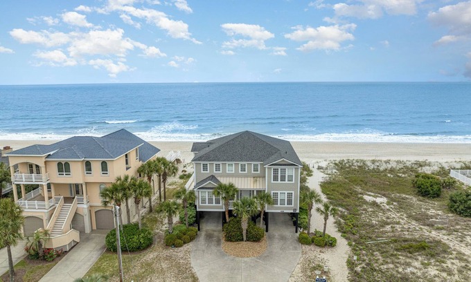 Long Bay Estates House | Paradise Found: Oceanfront Luxury w/Pool