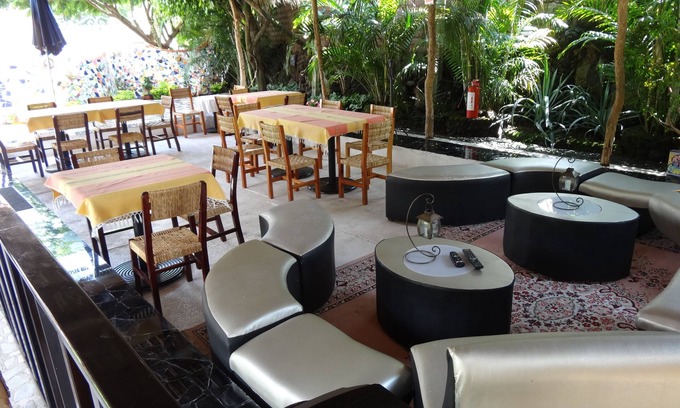 San Pedro Hotel | Paradise Hotel Boutique & Lounge