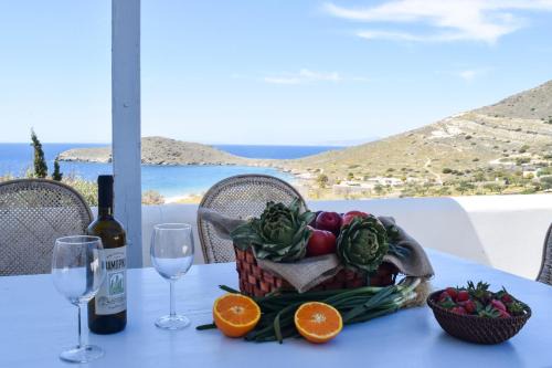 Delfini House | 'Paradise' says Cnn - 2 Bed Villa in Delfini Bay