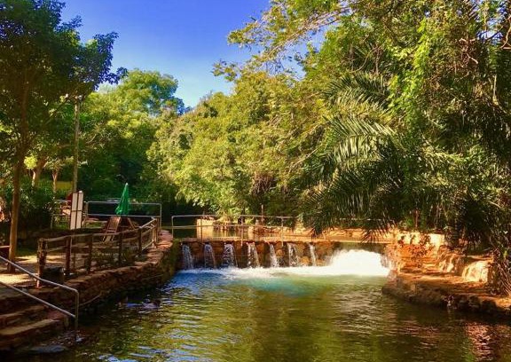 Pousada do Rio Quente Apartment | Paradise Temporada Cobertura 4 Quartos com Jacuzzi e Churrasqueira no Thermas Paradise - Rio Quente