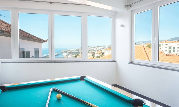 Santa Maria Maior Ski Chalet | Paradise View by Atlantic Holiday