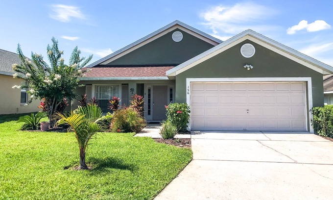 Florida Pines House | Park Place South at Florida Pines | South Facing Pool & Hot Tub/Spa, Two Master En Suites, Games Room!