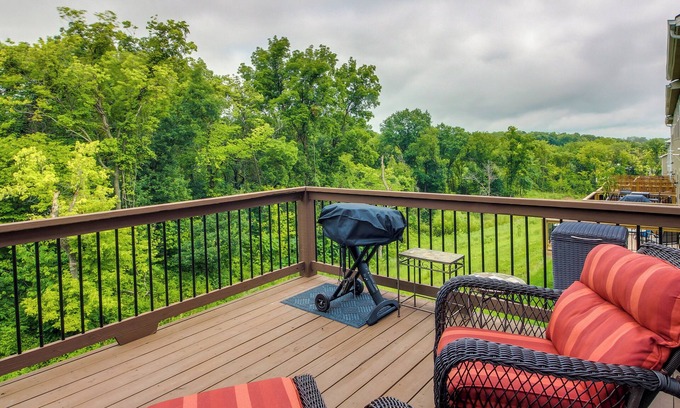 Waldron House | Parkville Vacation Rental Near Creekside Complex!