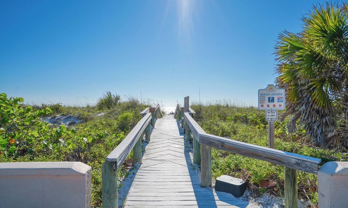 Pass-a-Grille Condo | Pass-A-Grille Beach St Pete Beach Condo 1/1 #3