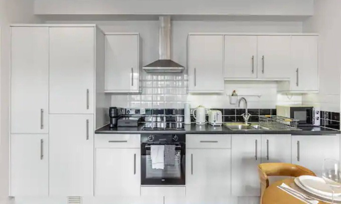 Finsbury Park Apartment | Pass The Keys Charming 2-Bed Apartment in Historic Drapery | Modern Comfort in Central London