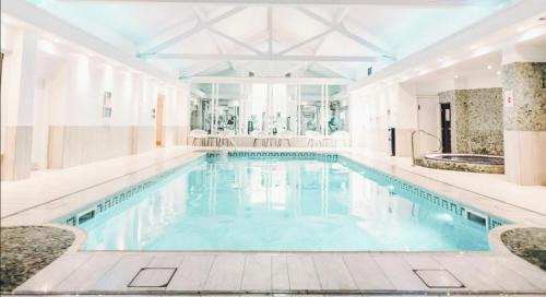 Backbarrow Apartment | Pass the Keys Exceptional 3 Bedroom River View Apartment