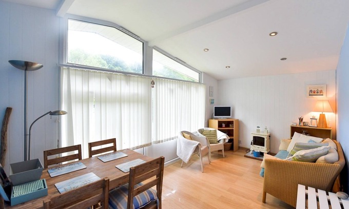 Mumbles House | Pass the Keys | Gower BEACH Staycation Caswell Bay - Sleeps 4
