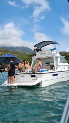 Centro Comercial Boat Rental | Passeio de Lancha em Ilhabela