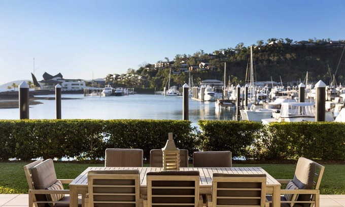 Hamilton Island Apartment | Pavillions 17 Hamilton Island - Waterfront with private pool, golf buggy and transfers