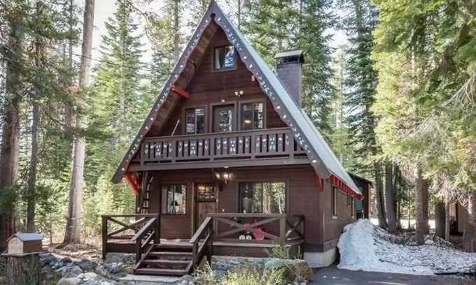 Pla-Vada Woodlands Cabin | Peace In the Pines, a multi family, kid friendly cabin near River & Donner Lake