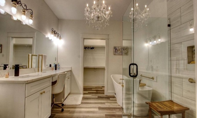 Hernando House | Peace of Heaven on a Hill