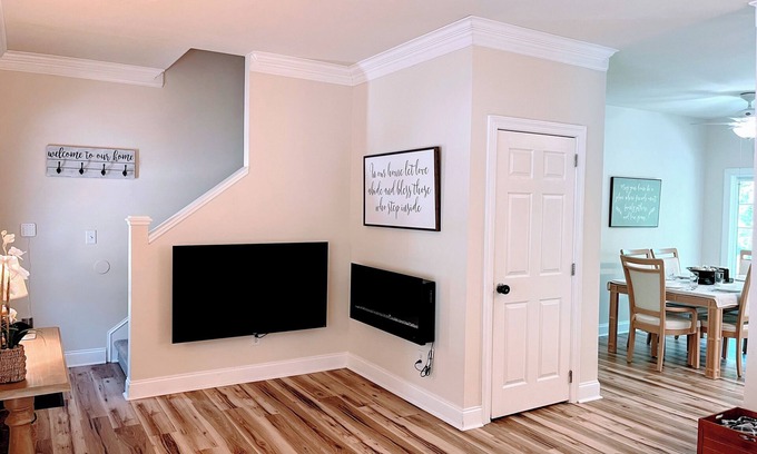 Tellico Village House | Peaceful 4BR House Nestled in Tellico Village! Hot Tub, King Beds, Dog Friendly!