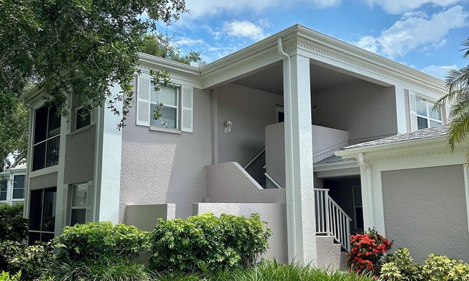 Braden River Condo | Peaceful and Spacious Sarasota Meadows Getaway! 2Bed/2Bath Upper Condo w/Pool