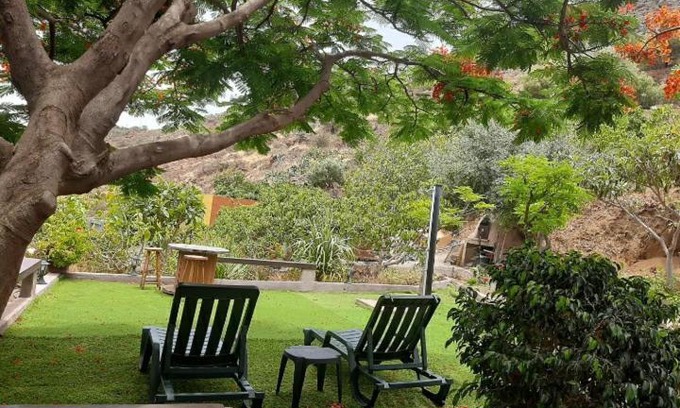 Valsequillo de Gran Canaria House | Peaceful house set on a vineyard & work friendly