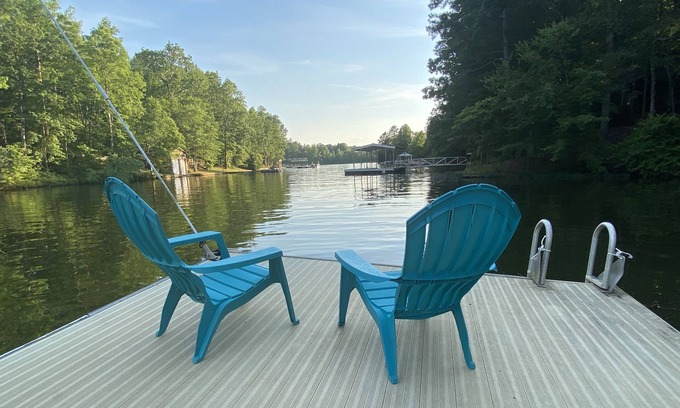 Wedowee House | Peaceful Lake Getaway