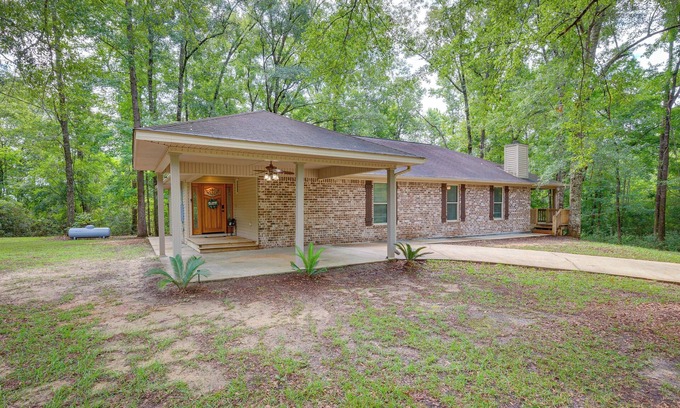 Lucedale House | Peaceful Lucedale Hideaway on Private Acerage!
