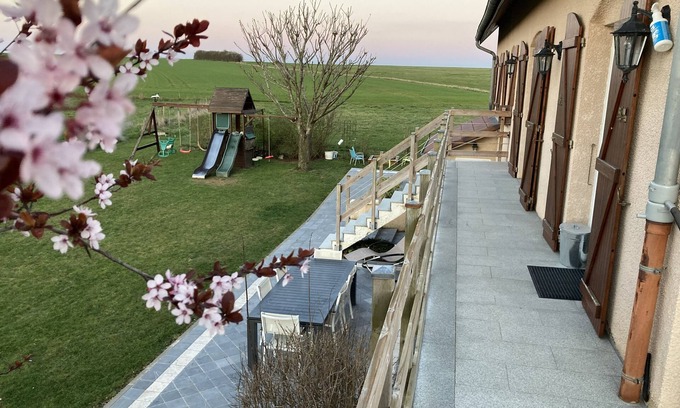 Roussy-le-Village Villa | Peaceful villa with swimming pool 20 minutes from Luxembourg City