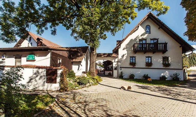 Chocerady House | Pension U Dvou čápů