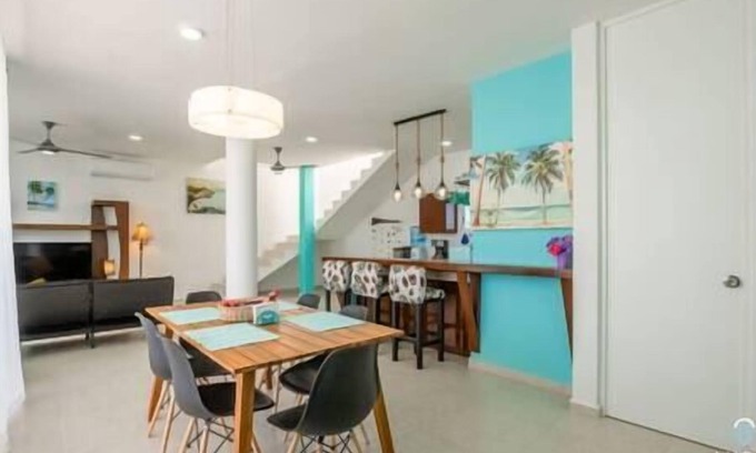 Chicxulub Puerto Apartment | Penthouse apt w Rooftop bar & Pool, 200 m to Beach