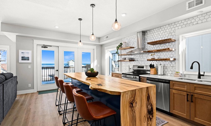 Park Point Condo | Penthouse Condo w/Beach Access | Dragestil 717-3