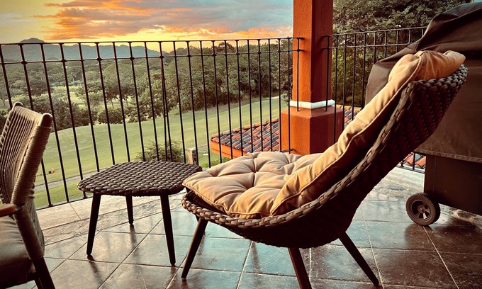 Brasilito Condo | Penthouse inside the Reserva Conchal! Closest to the pool, amazing view.