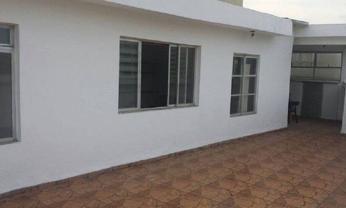 Tupi Apartment | Penthouse in Vila Tupi With barbecue, one block from the beach!