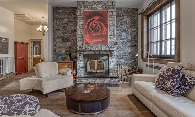 Old Quebec Apartment | Penthouse St-Raphael