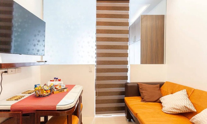 Diliman Condo | Penthouse Studio in the biggest Fitness & Family Complex - Fast Wifi/Netflix!