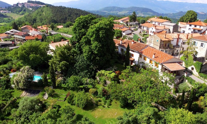 Slap Apartment | Penthouse, Sub-Mediterranean Garden Estate, Panoramic Views, Pool, Art
