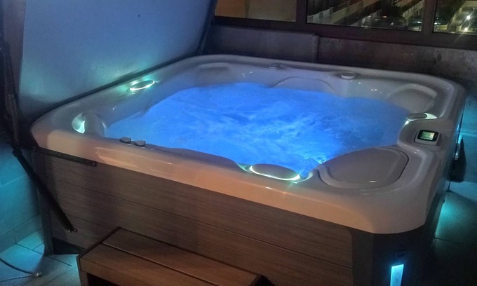 El Medano Apartment | Penthouse with beautiful views and jacuzzi in EL Medano (Pet Friendly)