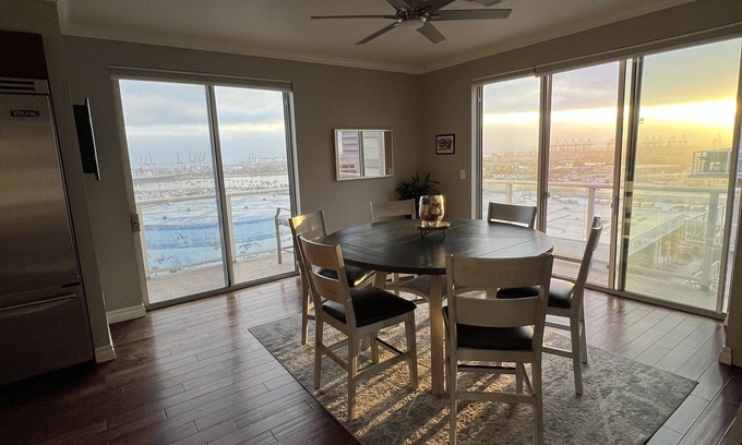 Waterfront Condo | Penthouse with ocean views