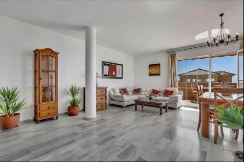 Cabopino Apartment | penthouse with sea views