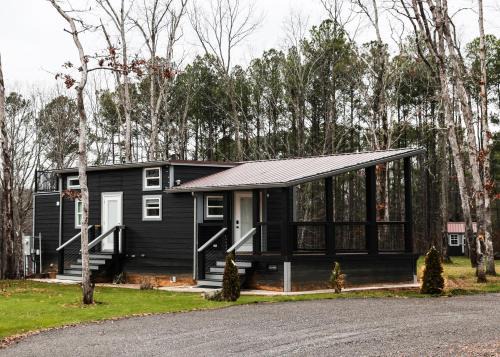 Dover House | Peppers Place (In The Pines at KY Lake) 131 Pine Grove Lane, Dover, TN 37058