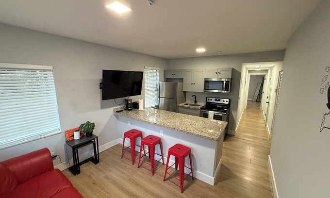 Liberty City Apartment | Perfect Central Last Minute Stay!