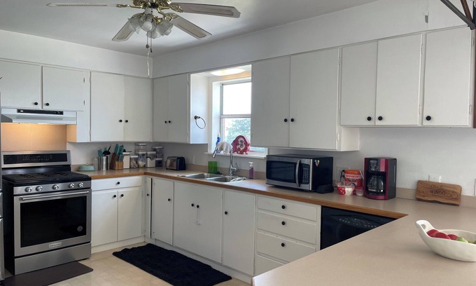 Morrilton House | Perfect Eclipse Viewing Location