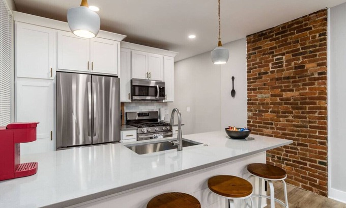 Livingston Park House | Perfect for companies!