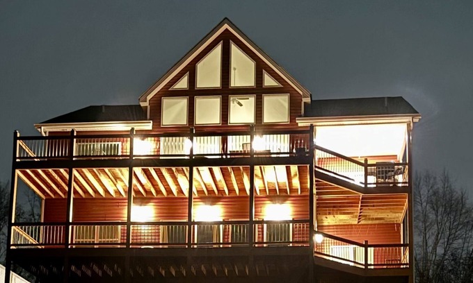 Somerset House | Perfect Lake House on Lake Cumberland