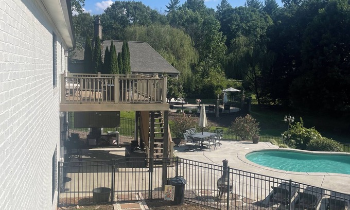 Lenoir Apartment | Perfect Location in Charming Lenoir, NC