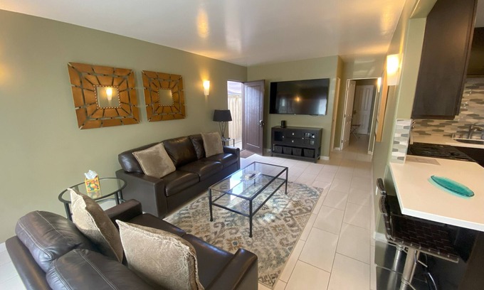 Ocean Beach House | Perfect Location to Beach/SD Attractions, Parking, Beach Chairs, Boogie Boards!