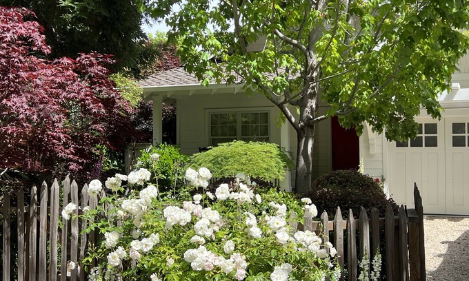 Atherton House | Perfect private residence near Stanford in the heart of Silicon Valley