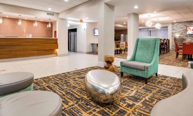 Fishers House | Perfect Stay for I-69 Travelers: Spacious Rooms, Pool, Free Breakfast & Parking