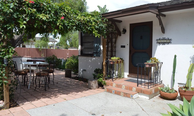 Old Town House | Perfect to see Old Town! Easy Walk to restaurants, parks, trails &Train Station!