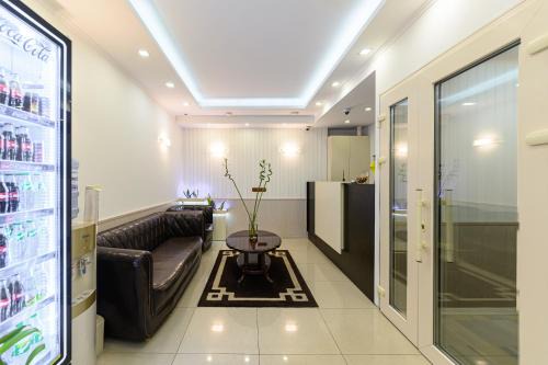 Obolon' Hotel | Persian Palace Hotel