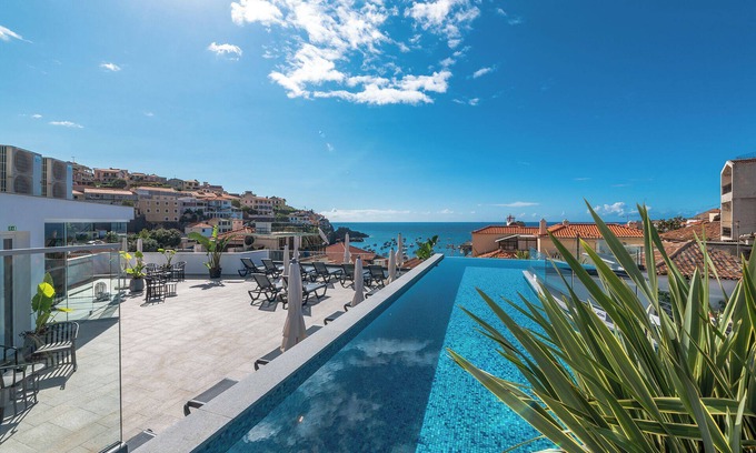 Camara de Lobos Hotel | Pestana Fisherman Village