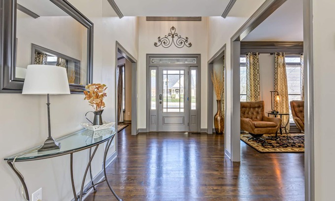 Cartersville House | Pet-Friendly 5BR w/Movie Room + Weekday Deals!