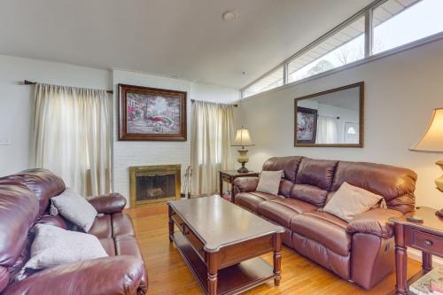 Crestline Heights House | Pet-Friendly Birmingham Cottage with Private Hot Tub